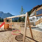 In Neukirchen Near Wildkogel Arena Feriehus