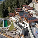 Feriehus In Neukirchen Near Wildkogel Arena Neukirchen am Großvenediger