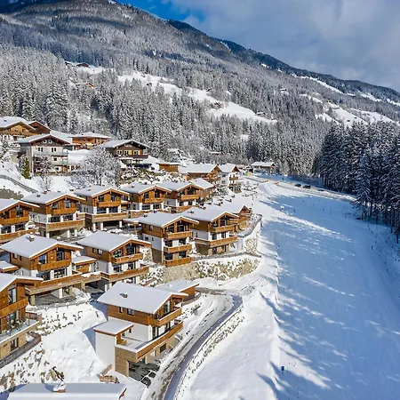 Holiday home In Neukirchen Near Wildkogel Arena