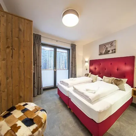 Holiday home In Neukirchen Near Wildkogel Arena *