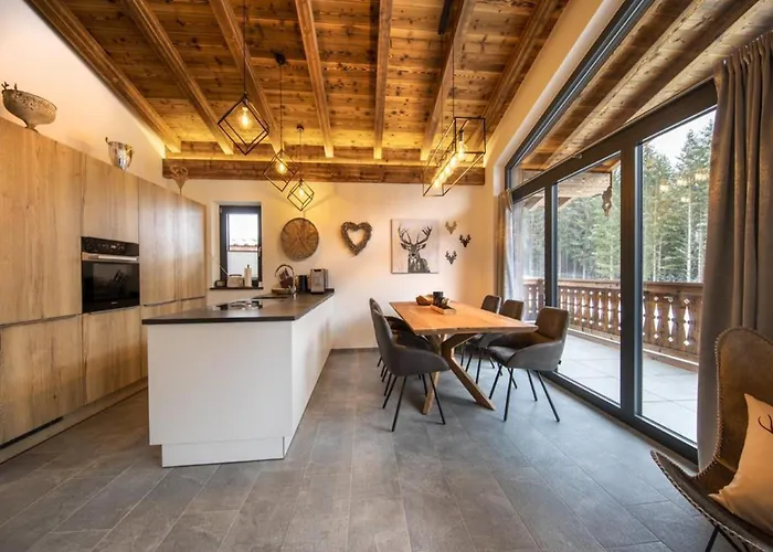 Casa vacanze In Neukirchen Near Wildkogel Arena Neukirchen am Großvenediger